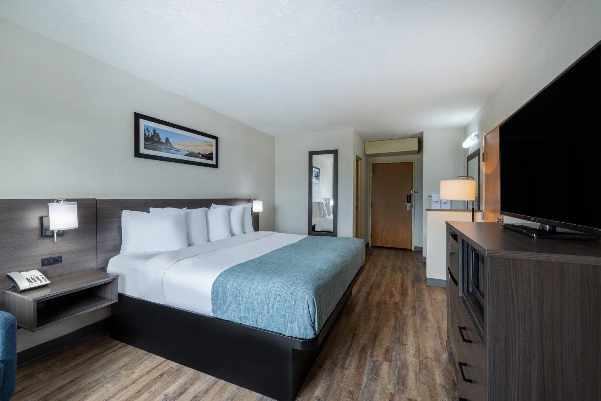Hotel Wingate By Wyndham Center 3*