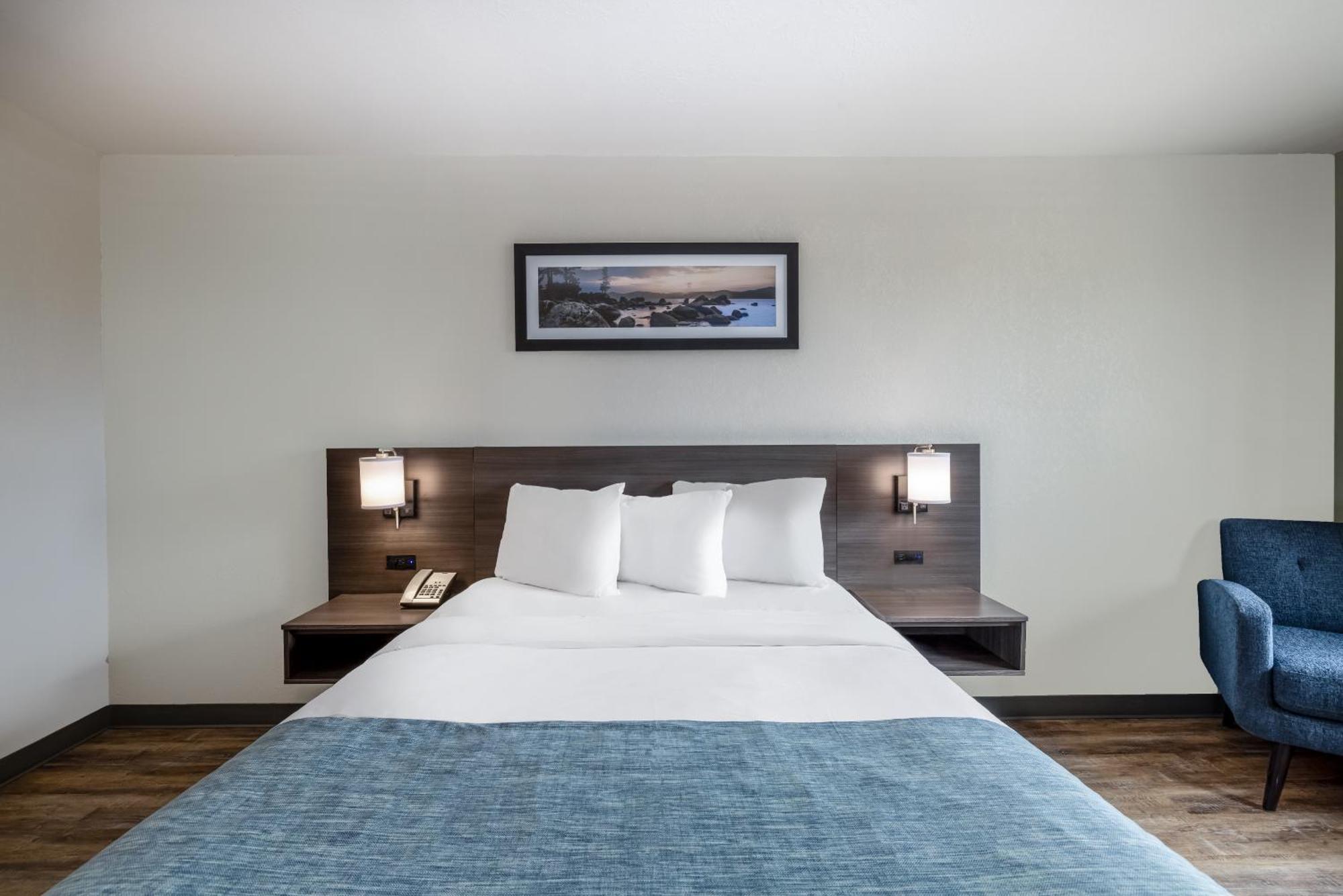 Hotel Wingate By Wyndham Center 3*